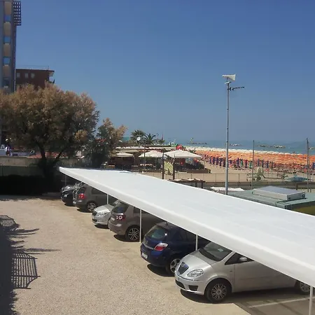 Spiaggia Hotel 3*