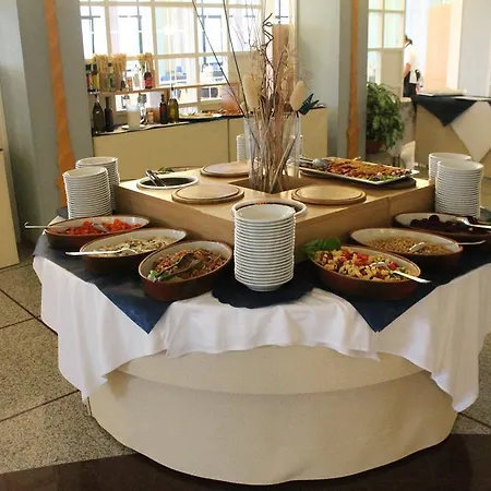 호텔 Hotel Spiaggia 3*