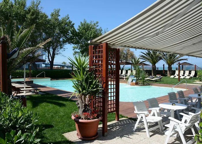 Ξενοδοχείο Hotel Spiaggia 3*