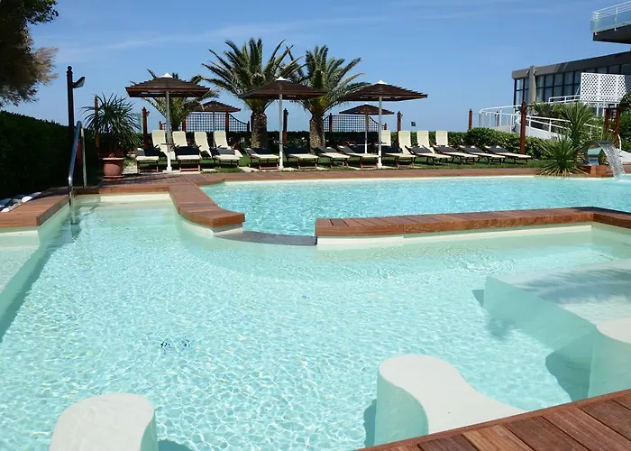 Ξενοδοχείο Hotel Spiaggia Πέζαρο